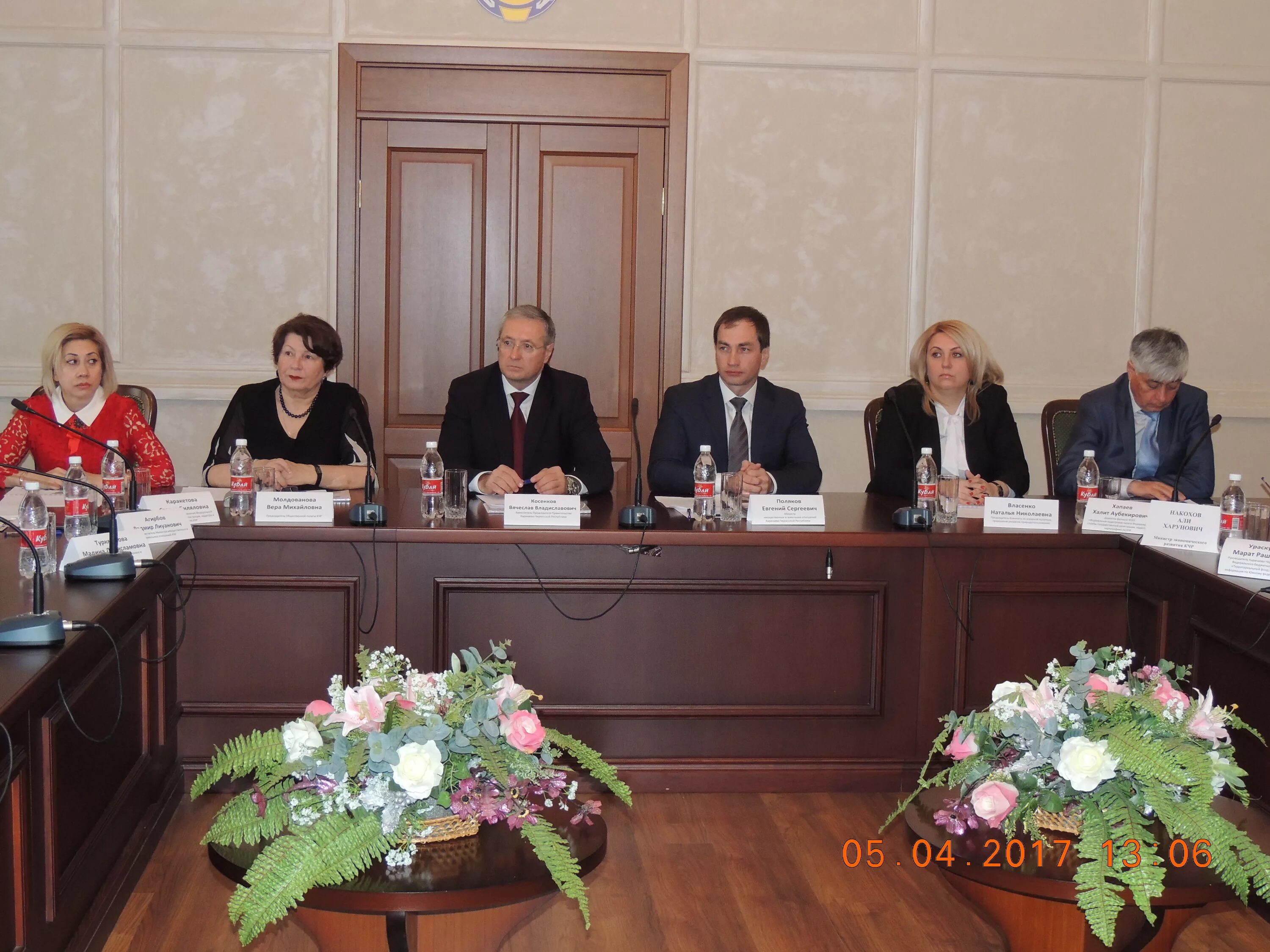 2013 министр имущественных и земельных отношений кчр. поляков евгений кчр. руслан коваленко кчр. бугаев дмитрий юрьевич министр имущественных отношений. тлисов рустам разидинович природоохранный прокурор кчр.