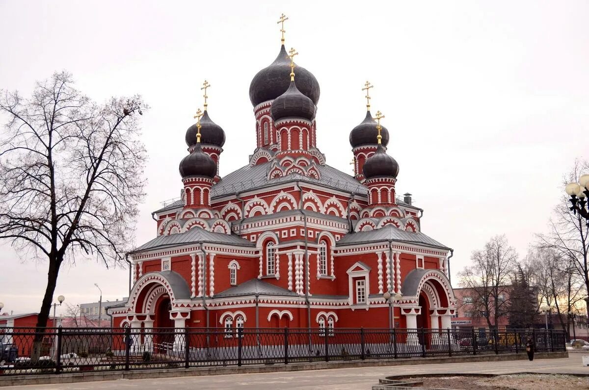 Кафедральный собор Воскресения Господня, православный храм, ул. Лопатина, 34, Бо