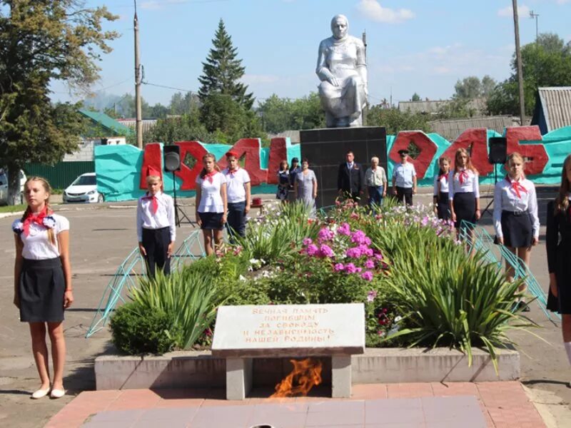 Залегощенская црб. Храм богоявления господня залегощь. Залегощь лагерь. Богоявленский храм залегощь. Церковь залегощь храм орловская обл.