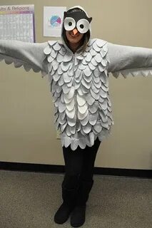 DIY қағаздан жасалған шегіртке костюмі