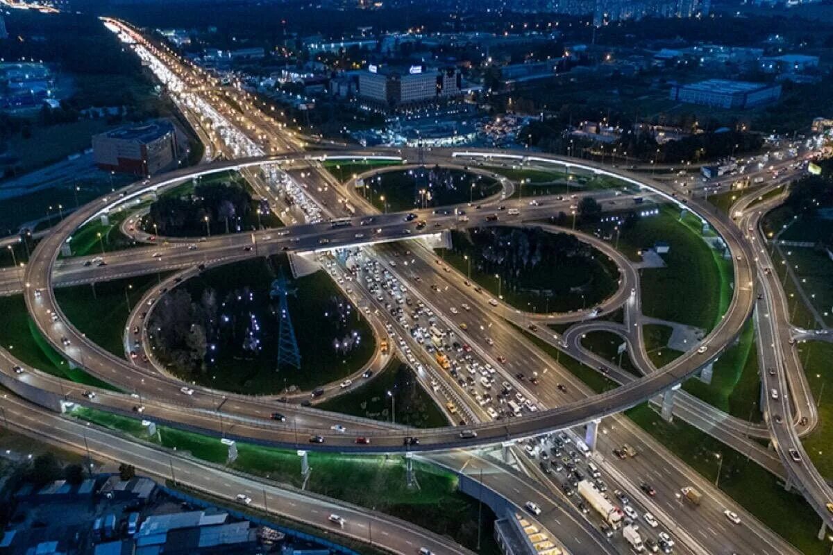 МКАД. Площадь МКАДА. Московская Кольцевая автомобильная дорога. Минская Кольцевая автомобильная дорога. Кольцевая мкад москва