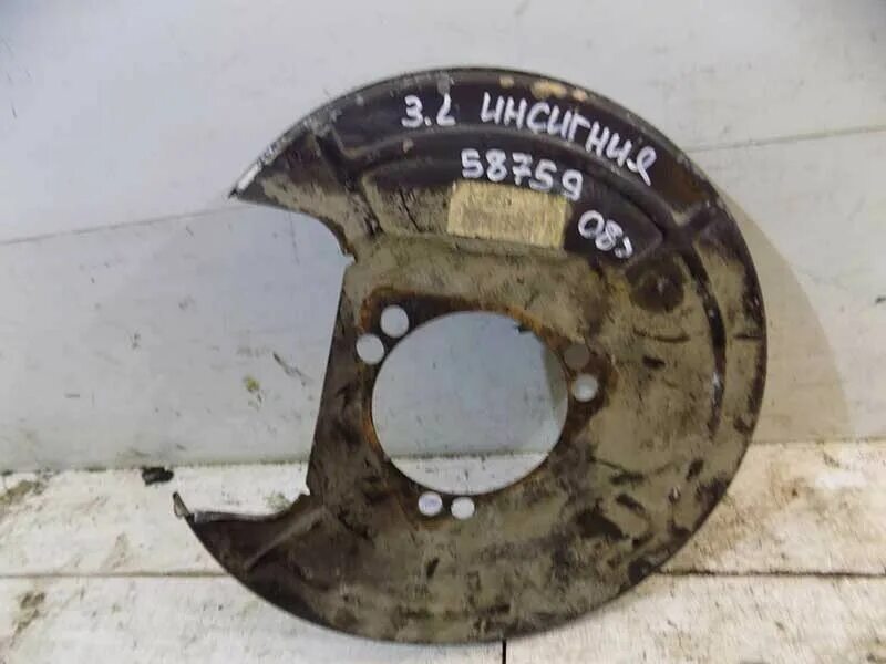 Кожух тормозного диска киа спортейдж 2. Щит тормозной на тойоту короллу е150. Пыльник диска тормозного задний левый. 58390a6000. Пыльник тормозного диска инфинити фх35.