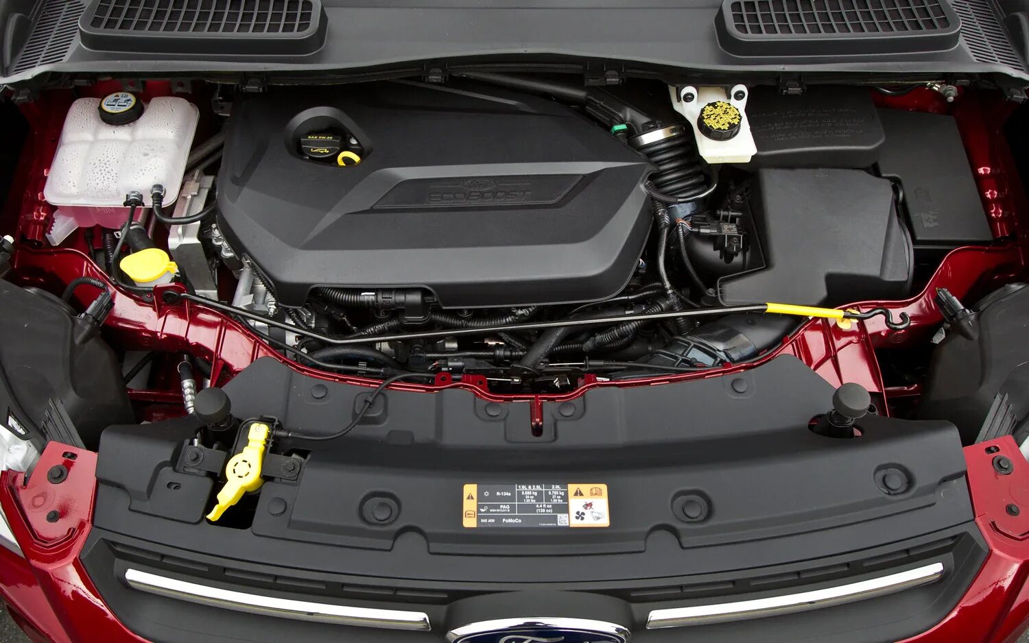 Ford kuga 2 ecoboost 1. Двигатель нового форд куга. Двигатель форд куга 2. Kuga 2. Двигатель нового форд куга.