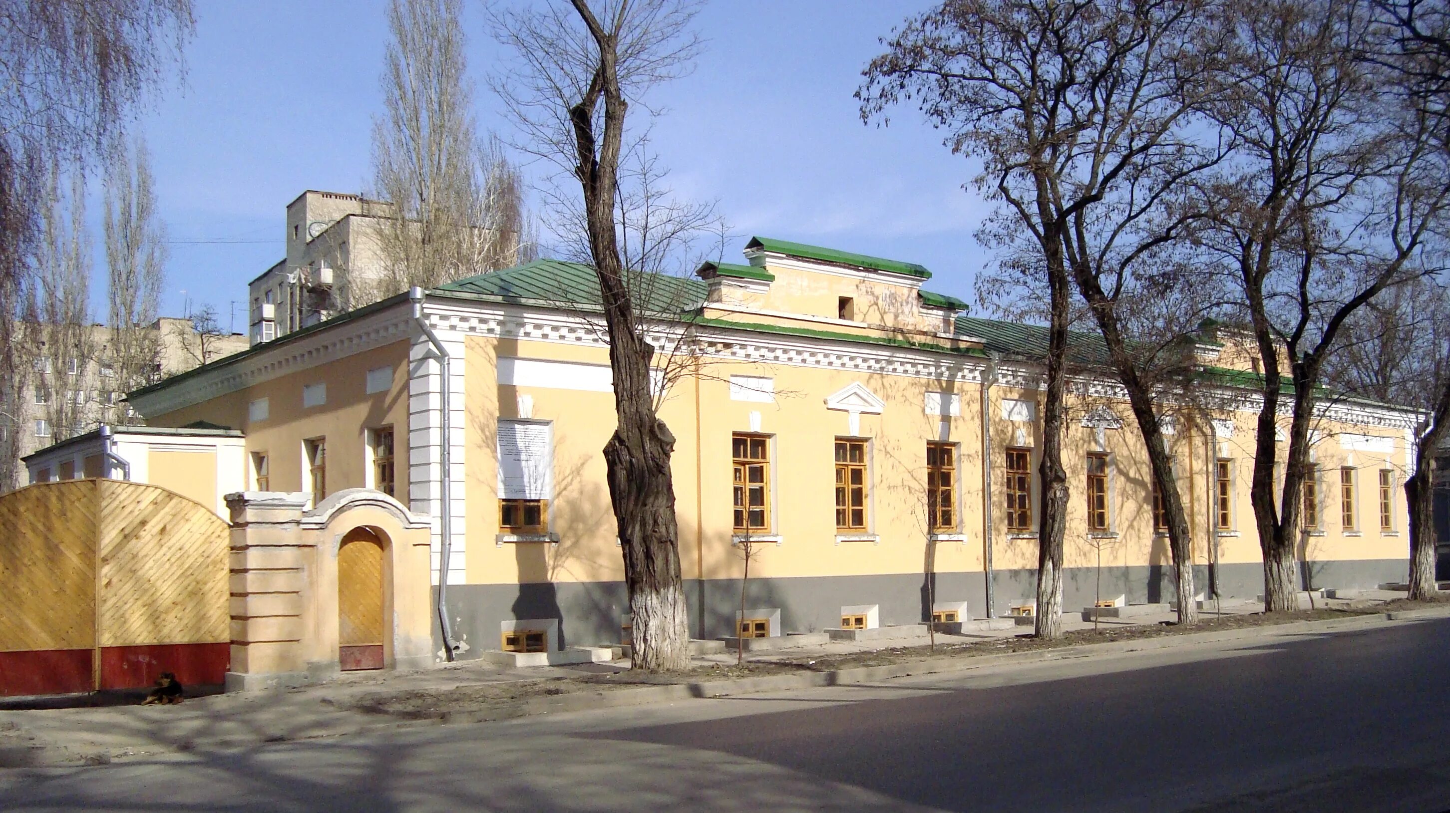 Дворец александра 1 в таганроге фото