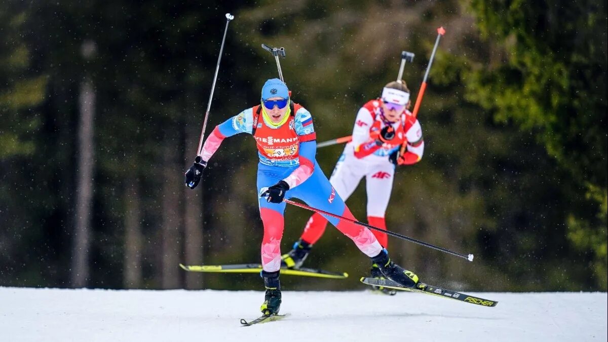 Russia 2022 Beijing Biathlon. Биатлон.. Биатлон вид спорта. Зимние виды спорта биатлон.