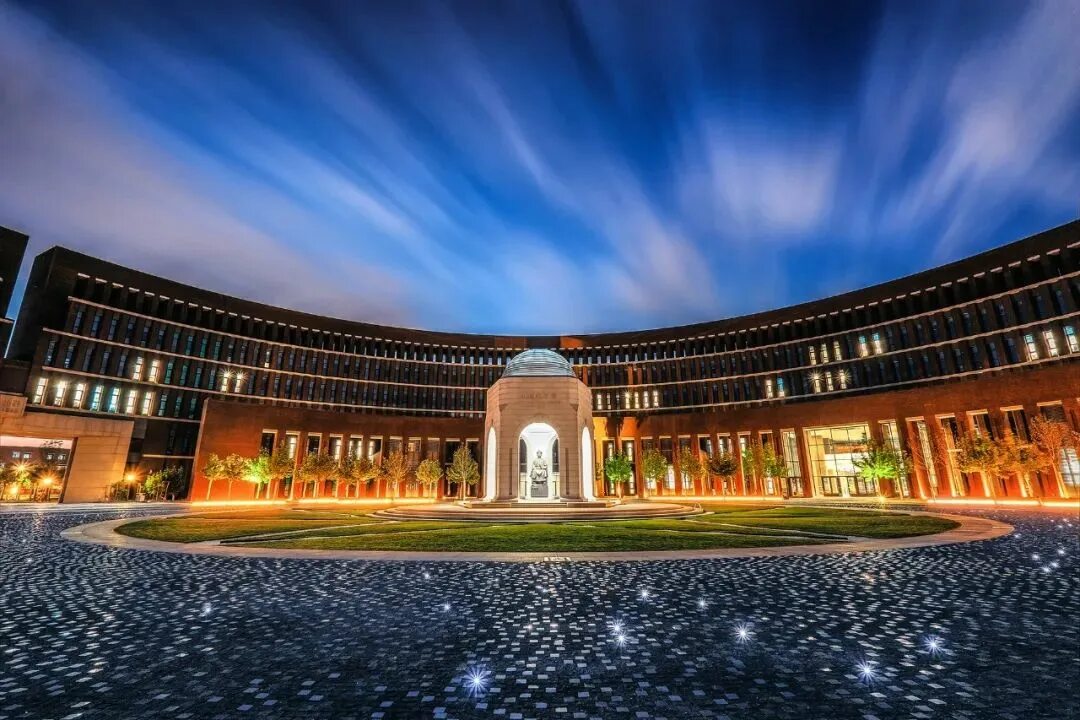 резиденция мисака токийский университет. университет глазго 1451. манчестерский университет великобритания. Cornell university марс. университет корвина венгрия.