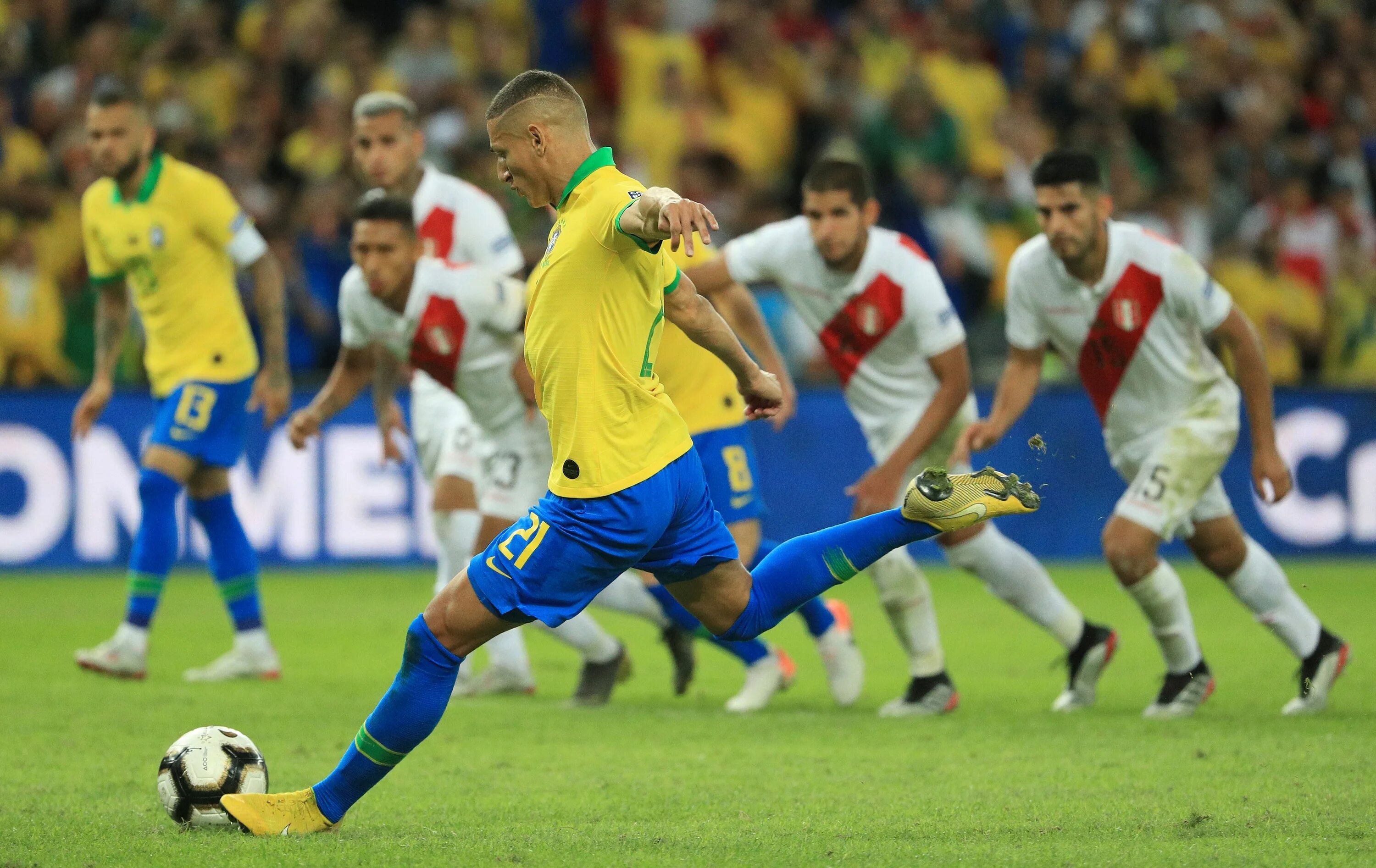 Малком сборная бразилии. Луис сборная бразилии 2014. Brazil football team 2021. Сборная бразилии 2022. Сборная бразилии 2023.