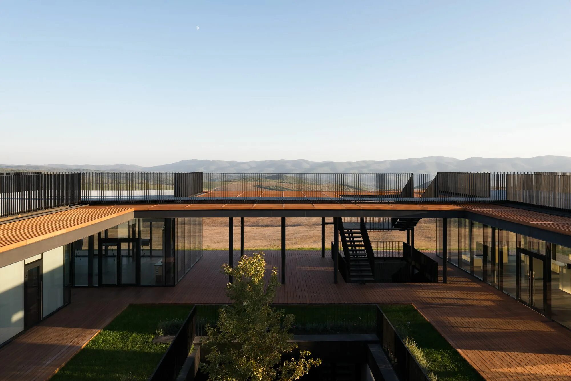 Lahofer winery / chybik + kristof. Винодельня проект архитектура. Выставочный стенд в эко стиле. Винные павильоны. Аморе вина анапа 2022.