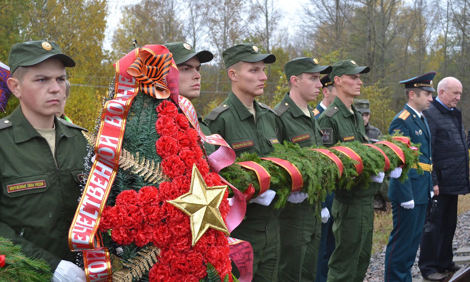 Погода в шаровичах. Рогнединский район село Шаровичи. Шаровичи Брянская область. Бессмертный полк с. Шаровичи Брянской области. Деревня Шаровичи.