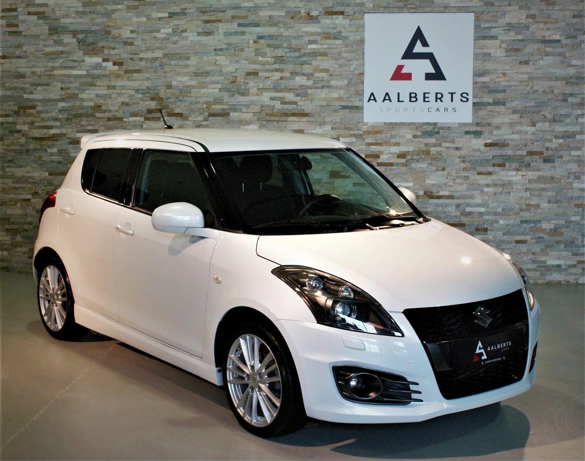 Suzuki Swift Sport 2020. Suzuki Swift Sport 1.4. Сузуки Свифт спорт 2021.