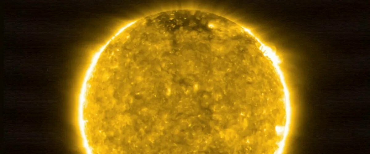 М солнце ж. Поверхность солнца. Солнце фото. Снимки солнца NASA. Солнце вблизи.