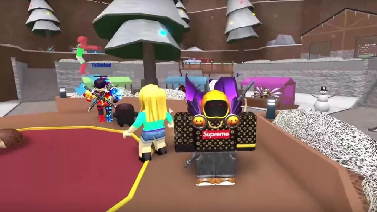 Roblox 2006. Пика РОБЛОКС. Игры на робаксы в РОБЛОКСЕ. РОБЛОКС 2006 2022. Roblox land робаксы