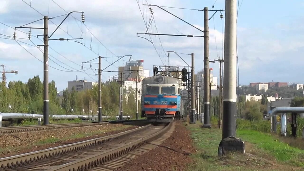 Нижний новгород толоконцево на сегодня. Эр9 ГЖД. Толоконцево Нижний Новгород. Вокзал станции Толоконцево Нижегородская. Станция Толоконцево Нижегородская РЖД.