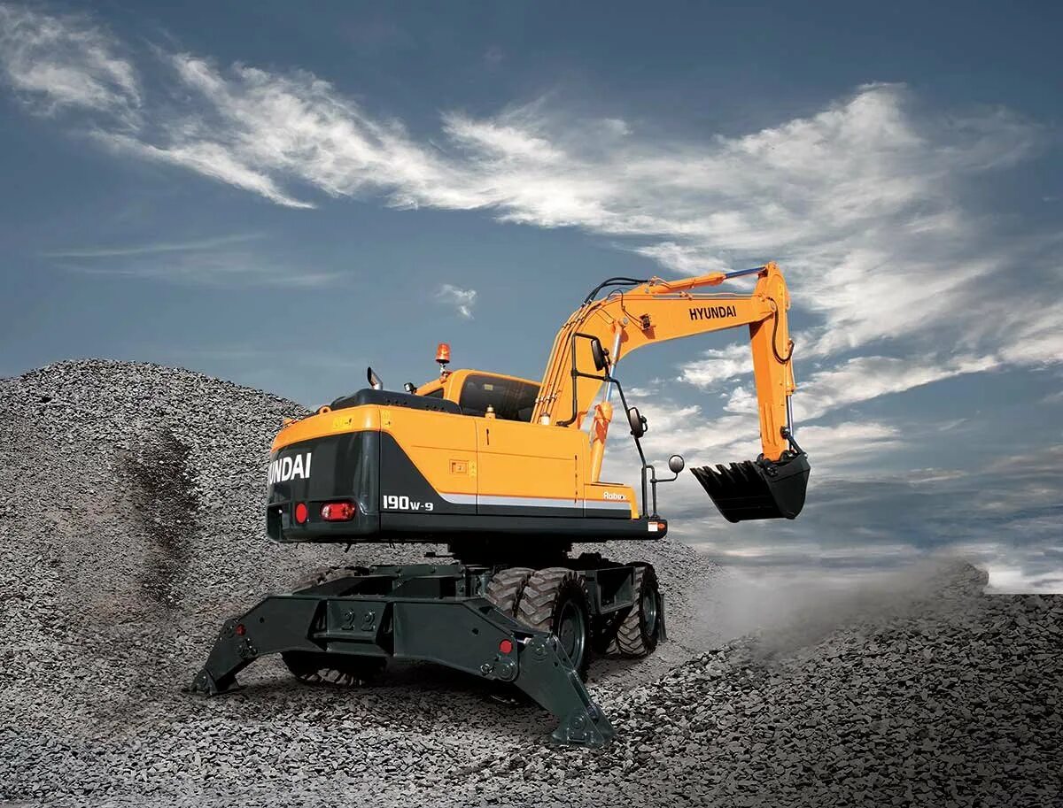 Экскаватор Hyundai r180w-9s. Hyundai r210w-9s. Колесный экскаватор Hyundai r180w-9s. Hyundai r180 9s.