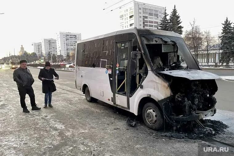 Сгорела маршрутка