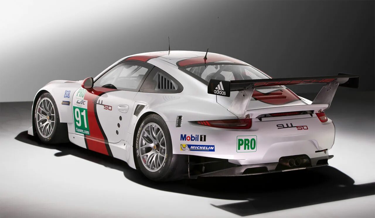 Porsche 911 гоночная. Машина Porsche 911 RSR. Porsche 911 RSR модель. Porsche 911 RSR 2013.