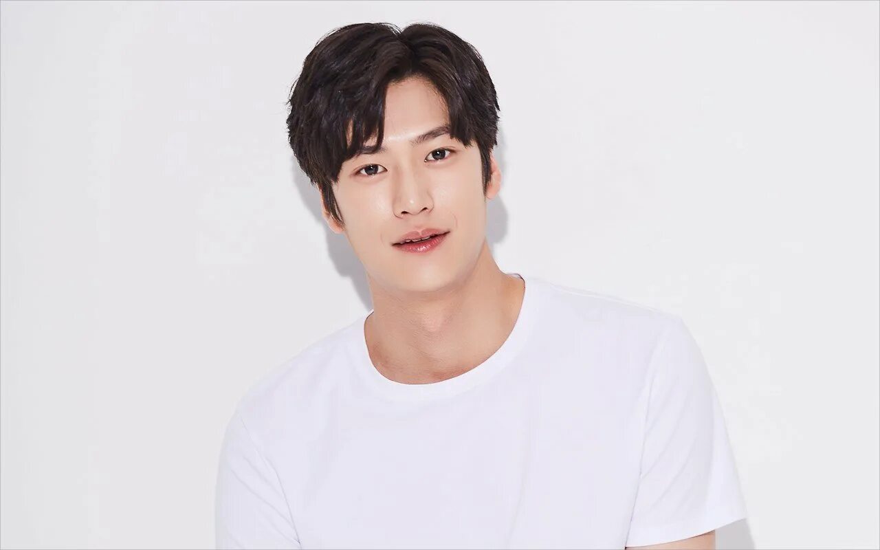 Na in woo. Na in woo актер. на чжон чхан. byeon woo seok. на ин у na in woo.