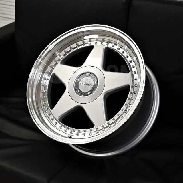 Диски футура. Диски oz futura. oz racing futura r15. oz futura r17 ковка. диски oz futura r16 ваз.