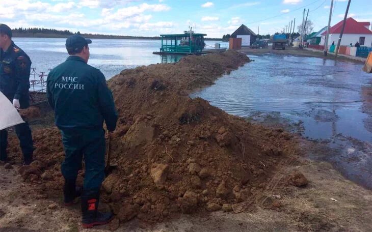 Погода мужи шурышкарский рп5. Село Овгорт Шурышкарский район. ЯНАО, Шурышкарский район с. Овгорт. Овгорт Сыня. Поселок Овгорт.