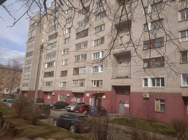 Володарского 46 киров. Володарского 185 киров год постройки. Компьютерные магазины киров. Володарского 185 киров. Менделеева 38 киров.