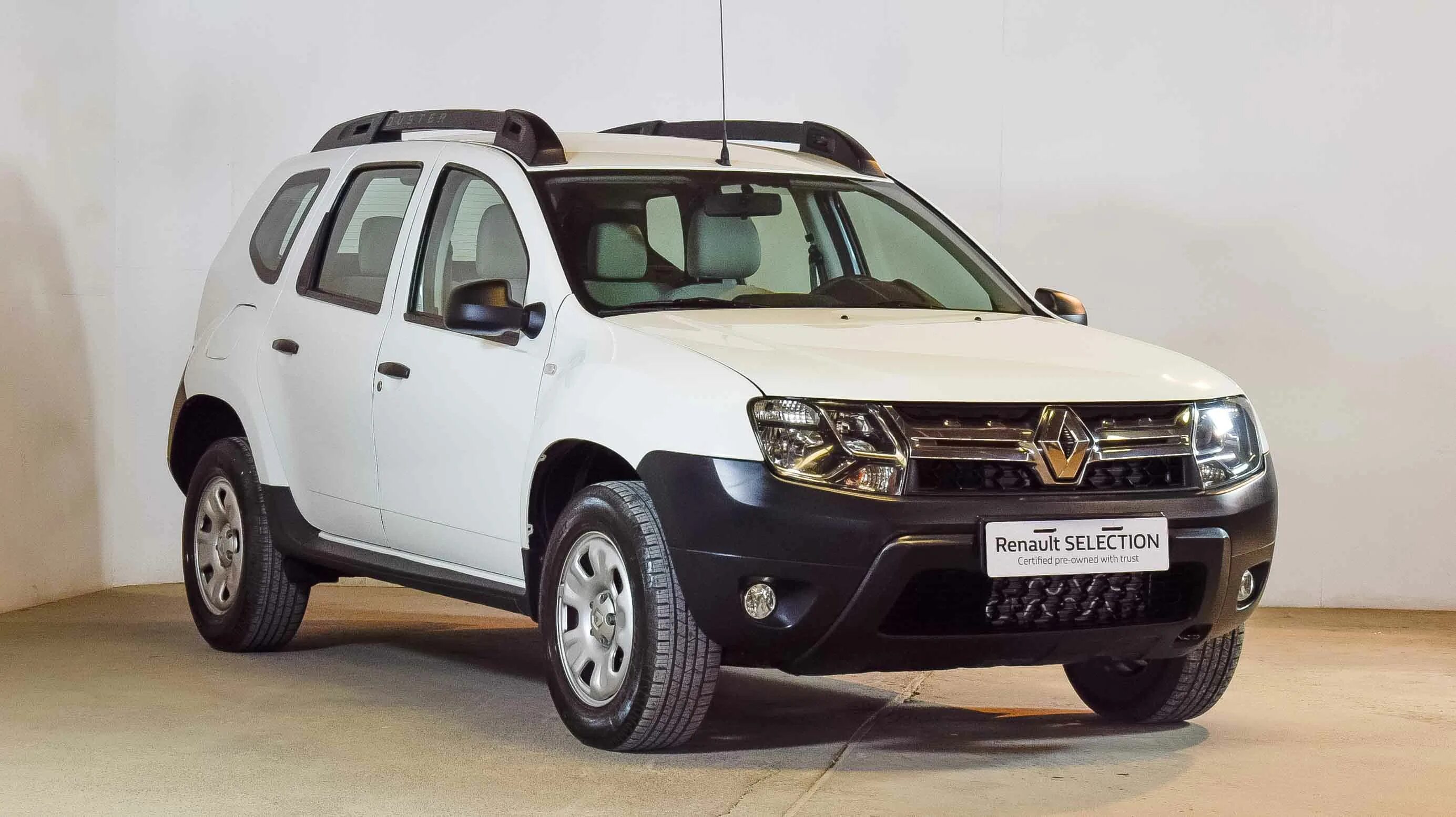 Цены комплектации новые рено дастер. Renault Duster 2015. Renault Duster 2016. Рено Дастер 2015. Рено Дастер 2016.