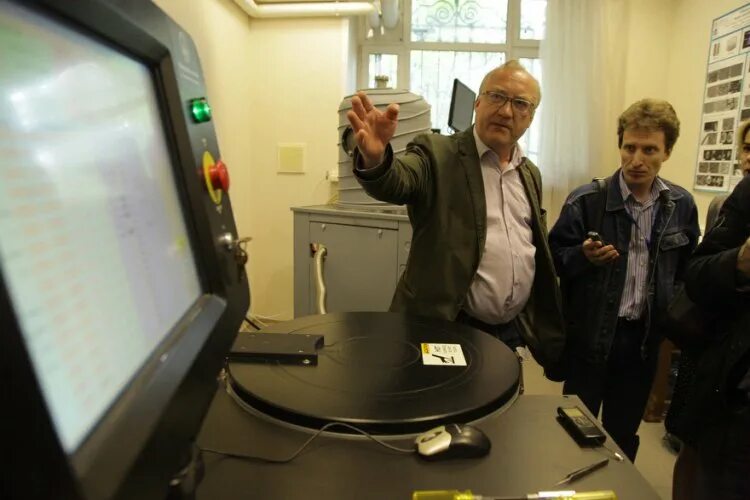 Физический факультет мгу профессор грац юрий. Никифоров александр мифи. Т. Профессор алексеев мифи. Доктор мифи.