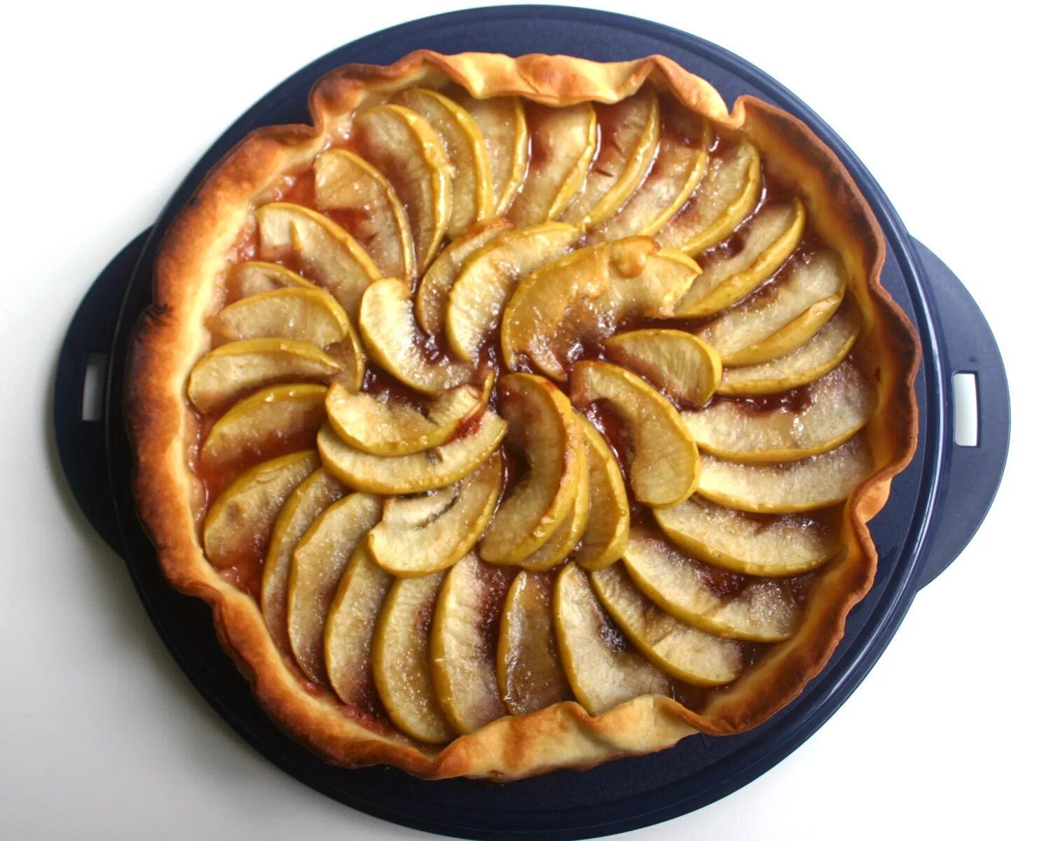 Простейший яблочный пирог на сковороде. Татин пирог. пирог tarte. торт тартатен. трикл тарт.