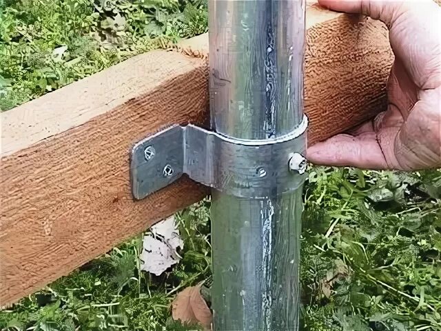 Крепление к круглому столбу