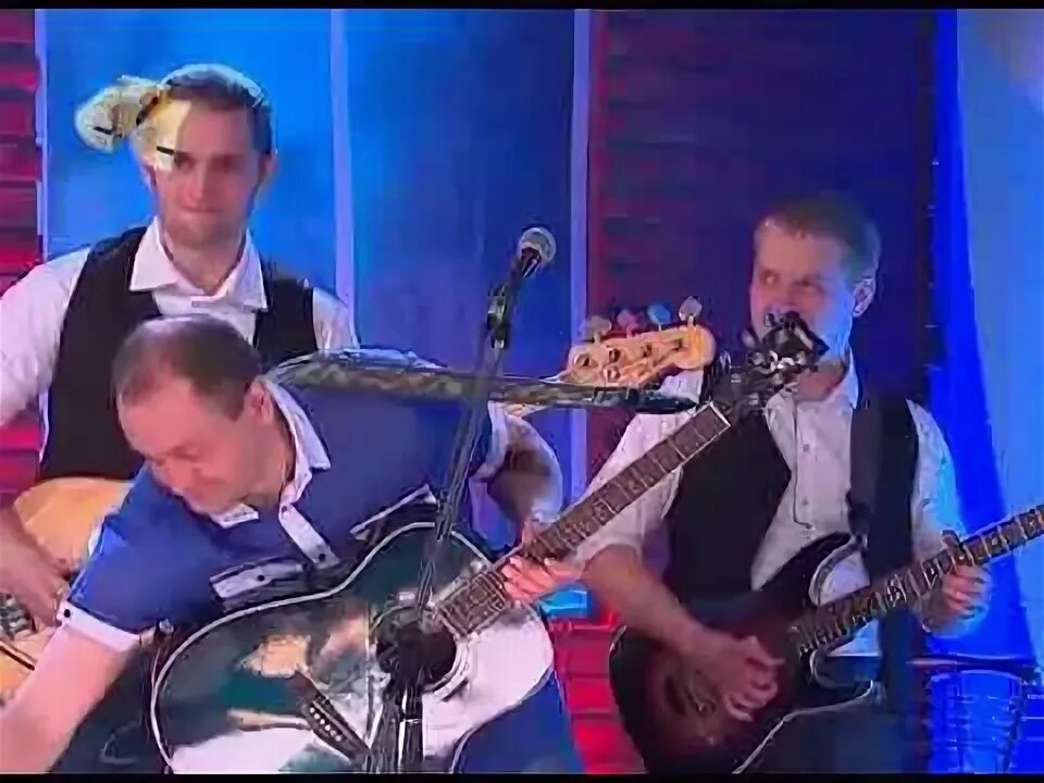 Уральские пельмени песня про папу. Песня уральские пельмени тексты. Шоу уральские пельмени люди в белых зарплатах. Уральские пельмени отец песня. Уральские пельмени 50 друзей соколоушена.