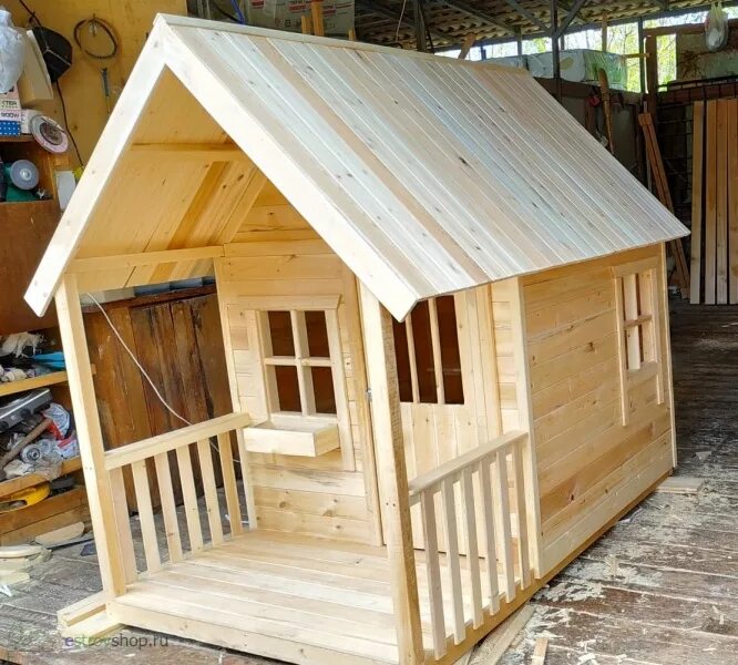 6 ft. W x 9 ft. D Sunflower Cedar Wood Playhouse Pallet house, Play houses, Pall