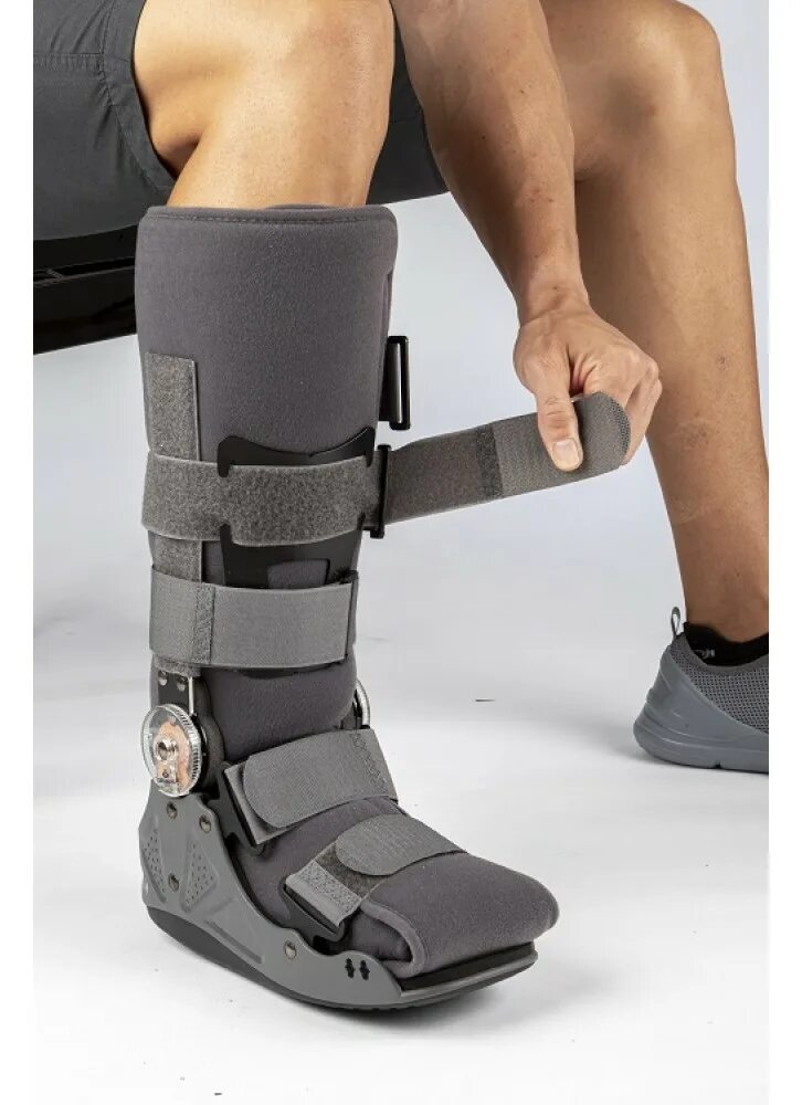 Ортез с пневмокамерой высокий. Ортез голеностопный orliman est-086. Ортез голеностопный иммобилизирующий orliman est-088. Orliman est-086. Aircast xp diabetic walker.