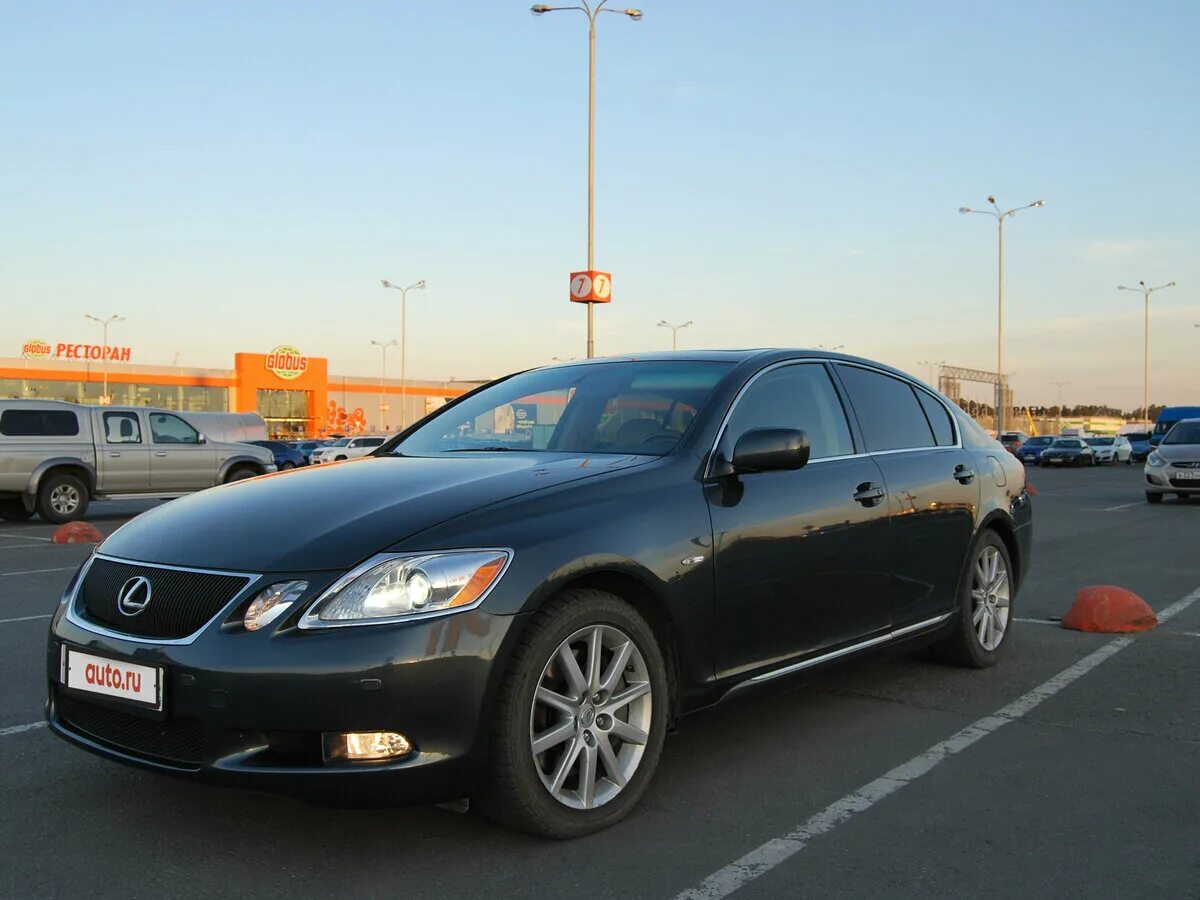 Lexus 2005 год