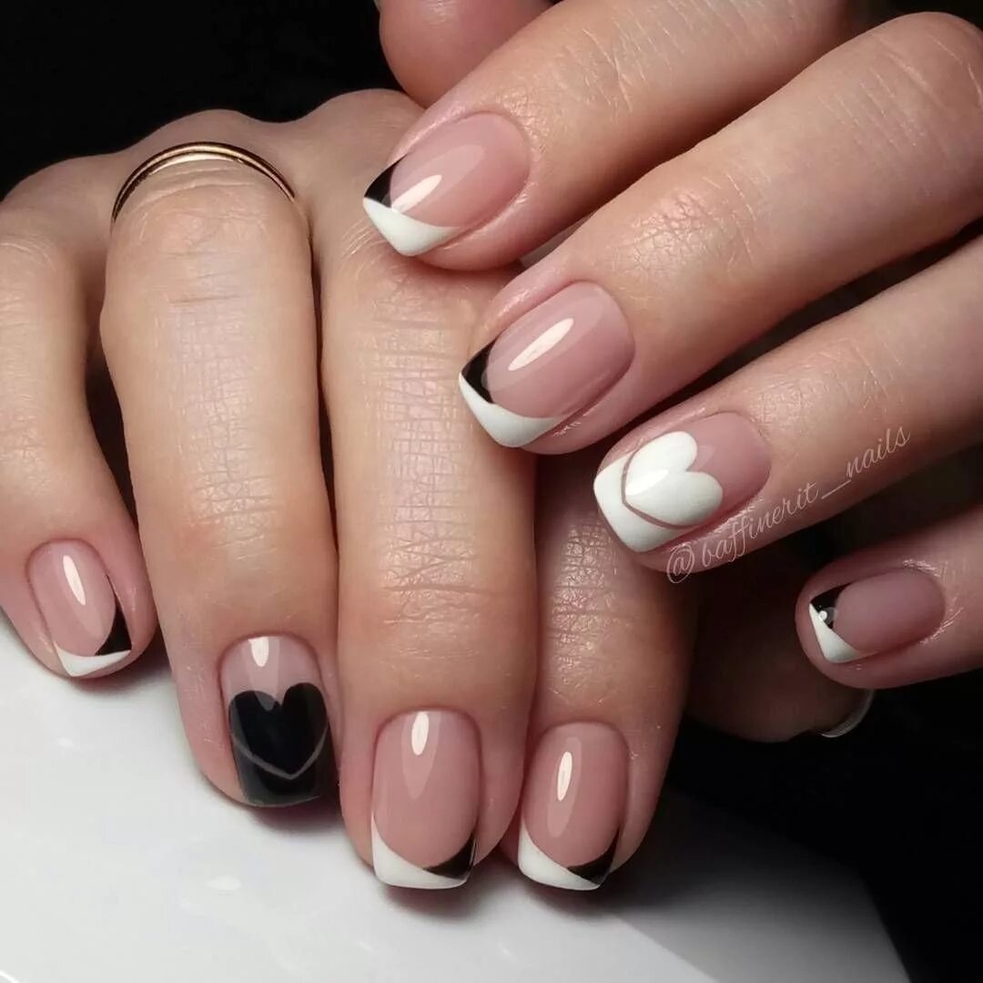 Стильный френч. Ногти френч. Красивый френч. Маникюр с френчем фото. Френч твист 2020.