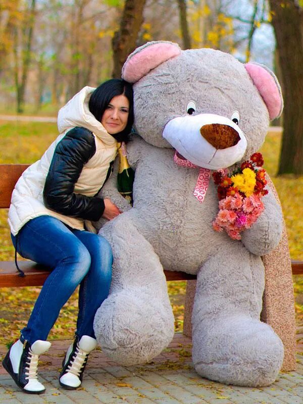 большой медведь игрушка. большой медведь игрушка 2 метра. плюшевый мишка 2 метра. огромный плюшевый медведь 3 метра. плюшевый медведь 250см.