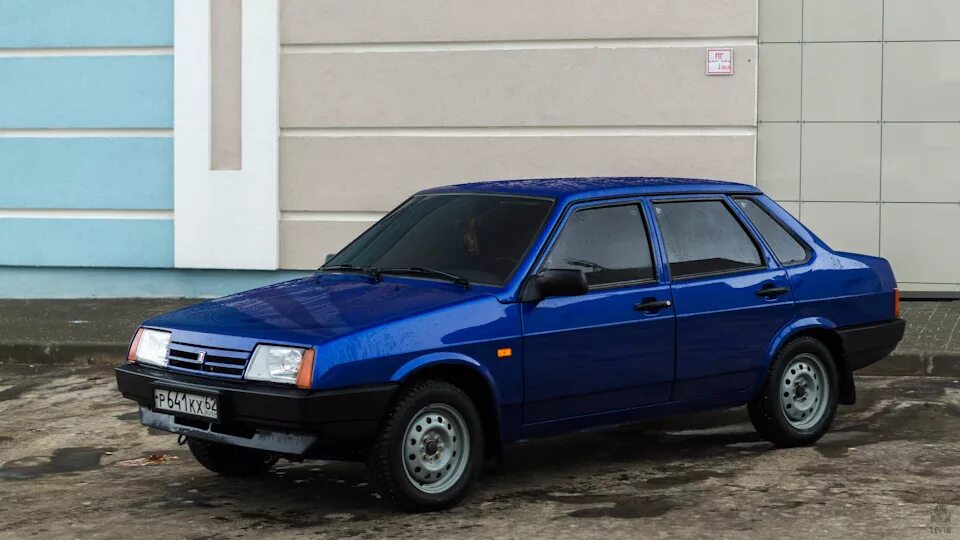 Девятка машина 99. Lada (ваз) 21099. Ваз-21099 седан. Жигули 21099. Автоваз 99.