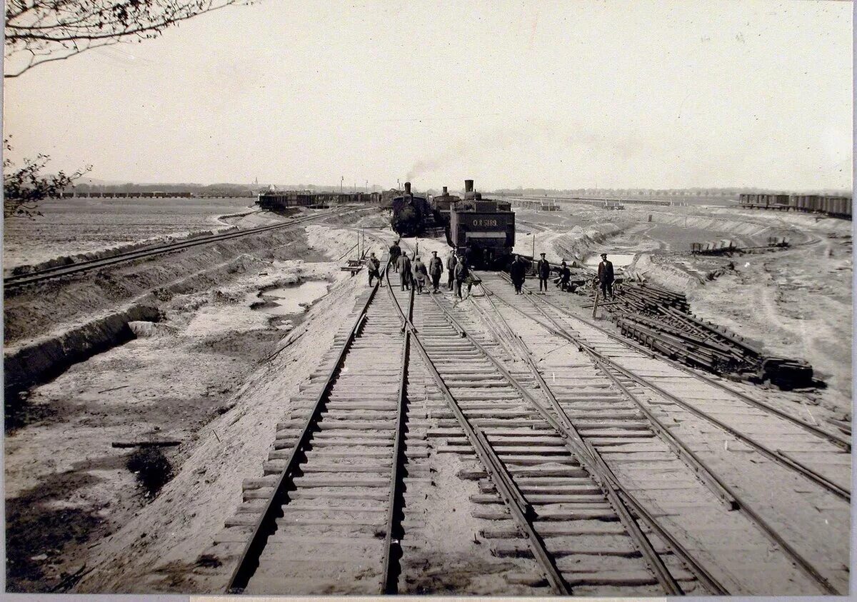 Первая российская железная дорога. Волго-Донская железная дорога Царицын. Железные дороги России 19 век. Волго-Донская железная дорога (Царицын - Калач-на-Дону). Первая железная дорога в Российской империи.