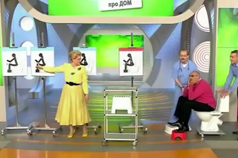 Врач какает