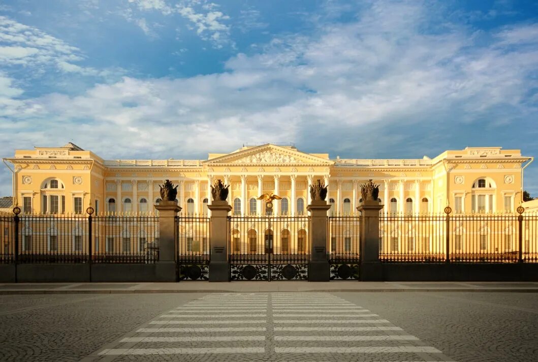 Михайловский дворец архитектор карл росси. Михайловский дворец в петербурге. Русский музей михайловский дворец. Михайловский дворец (главный корпус русского музея). Михайловский дворец русский музей в петербурге.