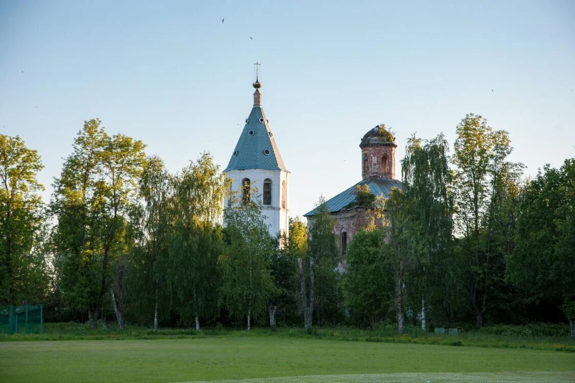 Погода в любиме ярославской на 10. Церковь Богоявления Ярославль.