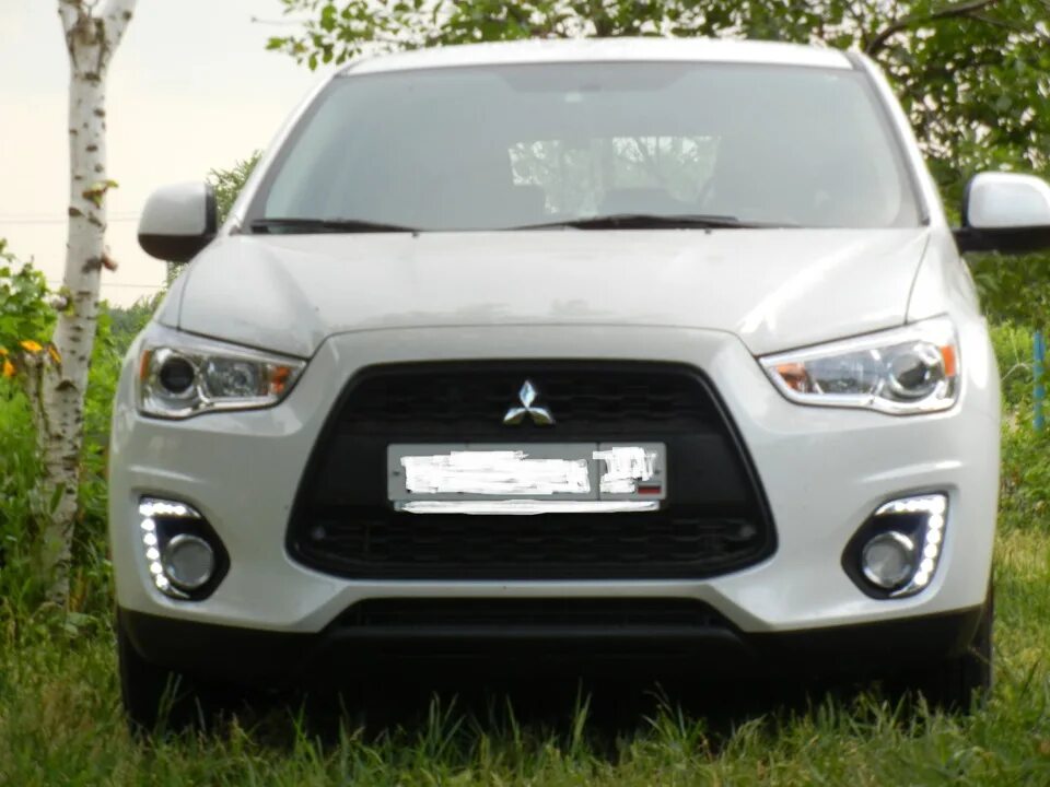 Дхо асх. Ходовые огни Mitsubishi ASX 2013. Ходовые огни Mitsubishi ASX 2012. Ходовые огни Mitsubishi ASX. ДХО Mitsubishi ASX.