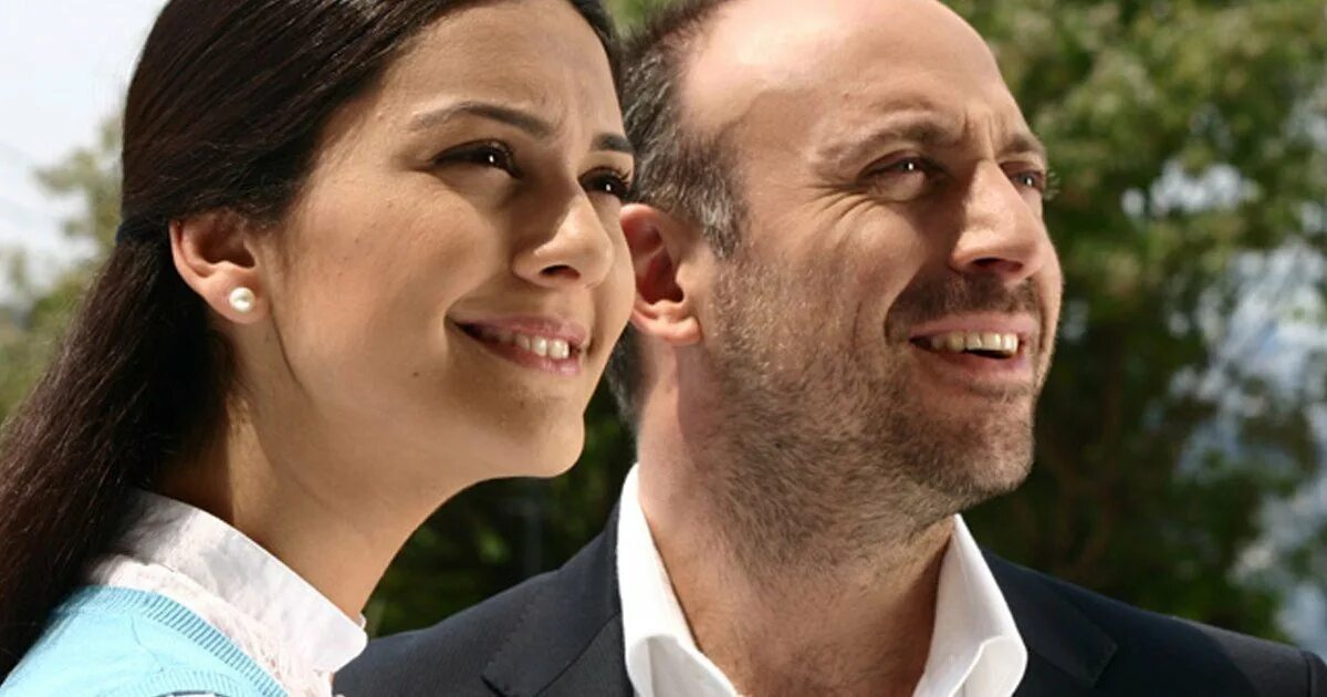 Халит эргенч 1001 ночь. 1001 ночь онур и шахерезада. 1001 ночь турецкий сериал гизем. 1001 ночь турецкий сериал гизем. Сериал 1001 ночь халит.