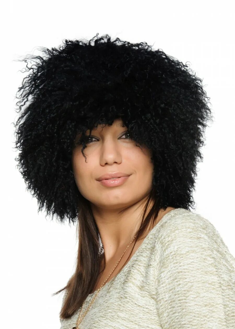 Лама шапки. Шапка мишка мармалато. Лама в шапке. Шапка из меха ламы. Альпака в шапке.