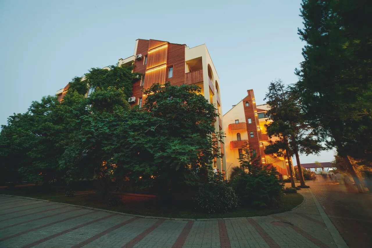 Сайт отеля прометей сочи. Прометей лазаревское. прометей клуб лазаревское. отель прометей лазаревское. prometey club hotel &amp; spa.