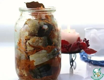 Скумбрия с овощами в банке
