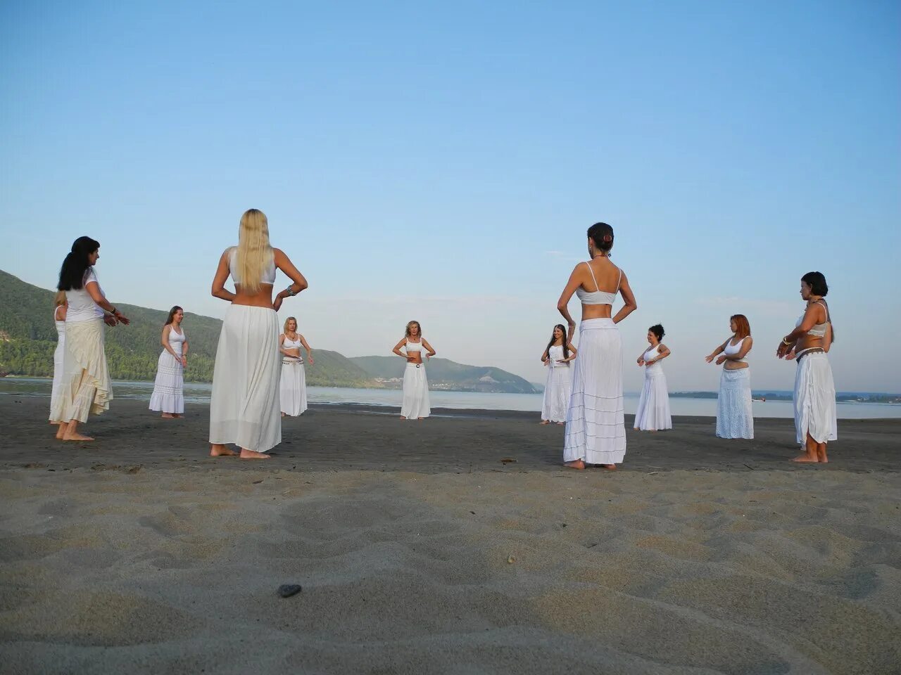 дмитрий на небесах. сакральный танец мандала. сакральные танцы. танец жизни. энергетические танцы.