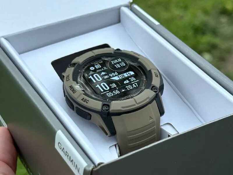 Garmin instinct 2x solar tactical coyote