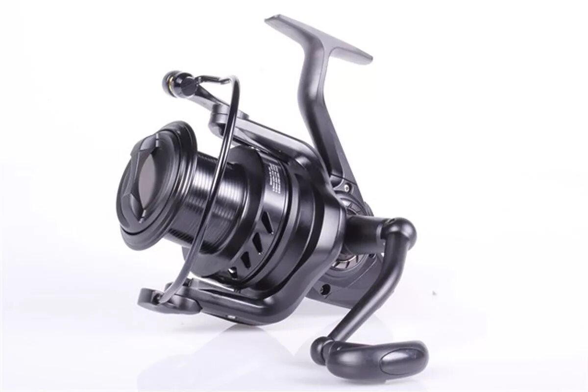 Рыболовную катушку 5000. Катушка Daiwa Black Widow 5000lda. Дайва Блэк видоу 5000. Катушка Daiwa 5000. Карповые катушки дайва 5500.