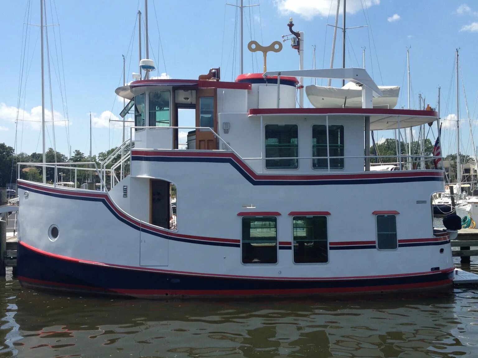 Florida Bay Coaster. Florida Bay Trawler. Coaster 35. Яхта Benford 35.