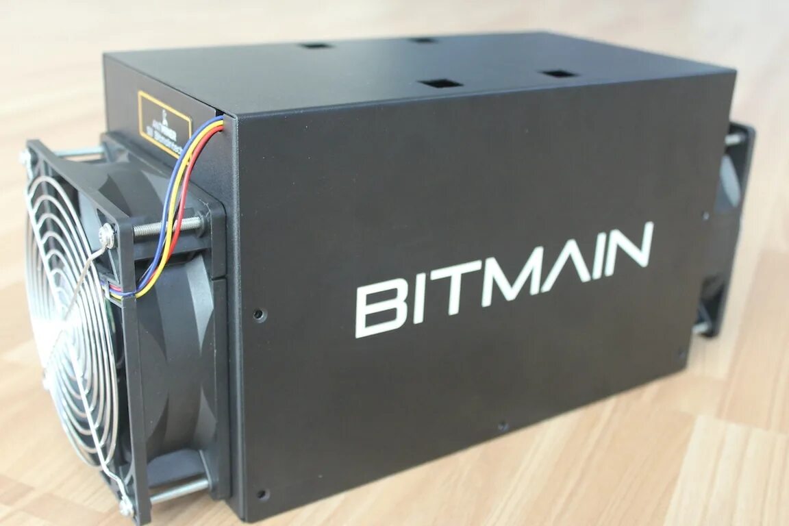 Бит майн. Асик майнеры Bitmain. Antminer s3. Майнер асик f3. ASIC Bitmain Antminer s19 XP Hydro 255th.