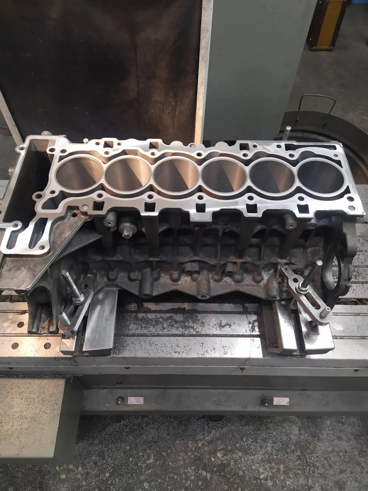 Гбц бмв м54. Блок 1 52. Блок 1 52. M52b25 блок цилиндров. M52b28 блок.